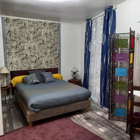 Une Chouette Maison Arcay  Exterior foto